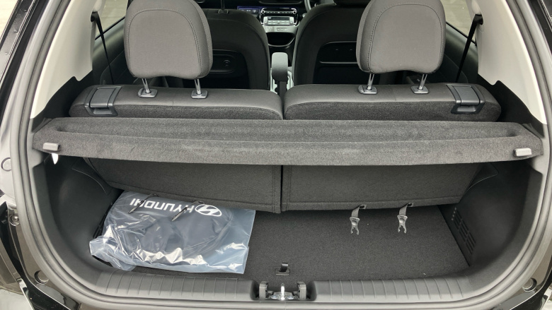 Hyundai INSTER 85kW 02 49kWh 5dr Auto Electric Hatchback